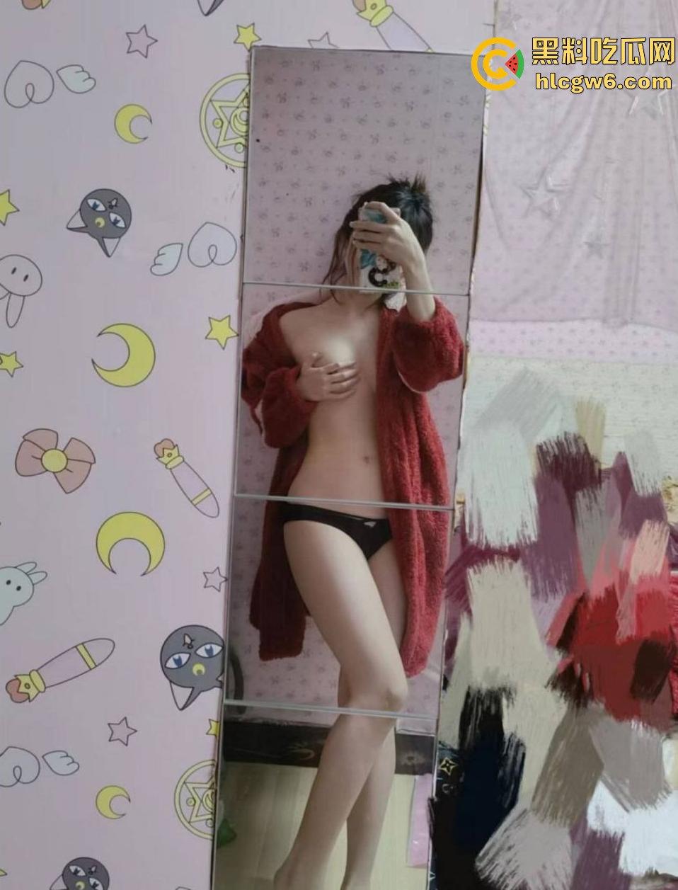 全网疯求,浙江清纯可爱网红【MIKU白】自拍性爱1分34秒视频被曝光,精选网红系列。-7