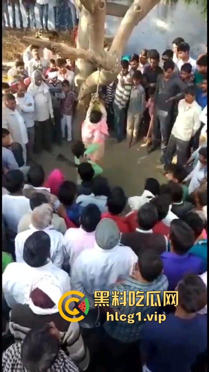 印度女性的惨痛命运！麻木不仁的社会中，阿三每天都有残忍女性事件在发生！-2