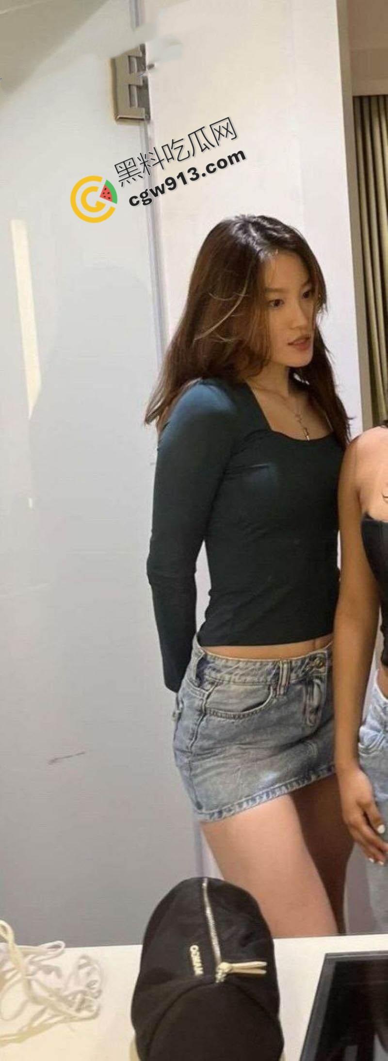 甜入心扉，烈如焰火！马来西亚美少女林心甜惨遭渣男报复，私密影片外流，诱人画面让网友大饱眼福-1