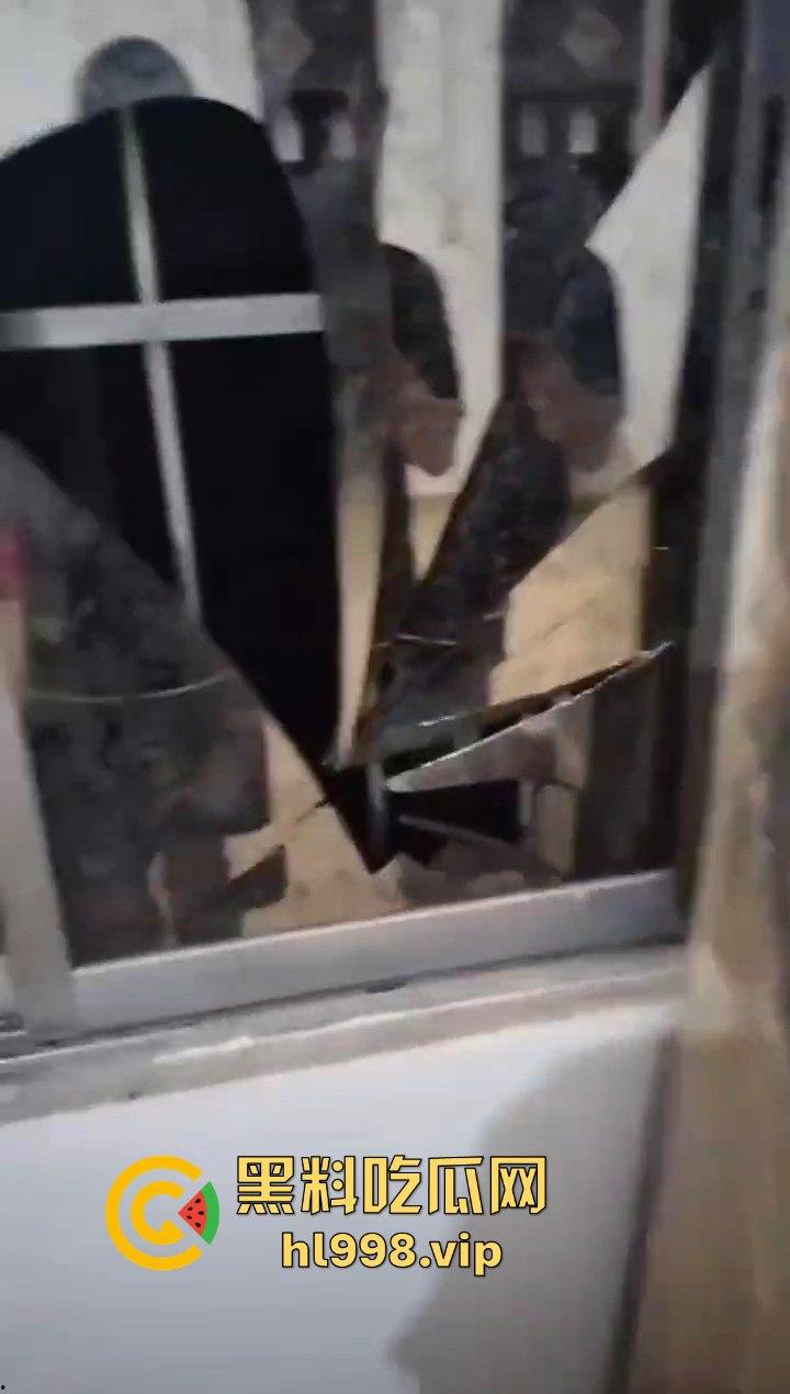 广西灵山凌晨一场大动静！五发导弹震穿黑夜，满天飞机飞来飞去！-9