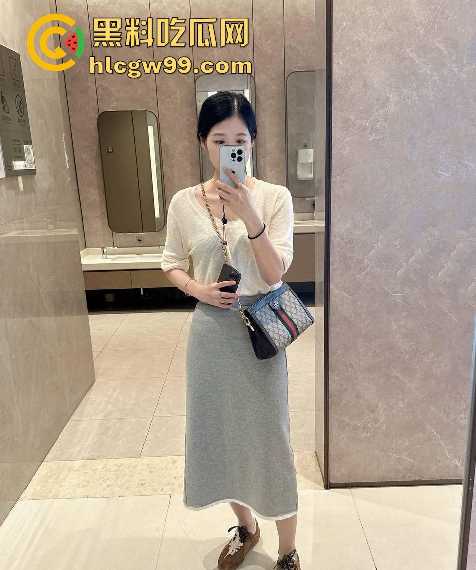 小编推荐！湖南长沙反差御姐【刘依依】 社交软件撩骚约炮视频裸聊，隔着镜头都阻挡不了的骚劲。-4