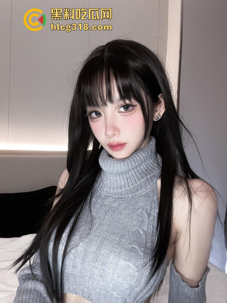 海角大神【会喷水的亲姐姐】最新力作！在酒吧厕所后入极品骚姐，站立狂插打桩，画面 香艳十足！-2