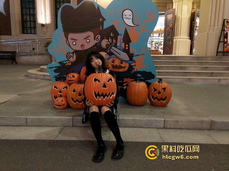 披着甜妹的外衣 掩盖母狗的事实 上海政法大学二大【彭嘉文】绝密性爱视频遭男友反差投稿 尺度惊人！-4