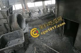 震撼！菲律宾钢厂惨剧：钢水如魔鬼喷发，烈焰吞噬生命，烧伤死亡者无数，惨象人间地狱！-3