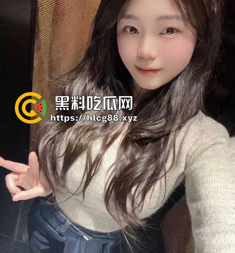 瓜友投稿！抖音同城认识的反差婊【颜晓然】皮肤白嫩大奶迷人 首次约炮主动上位 大白屁股真诱惑啊-3