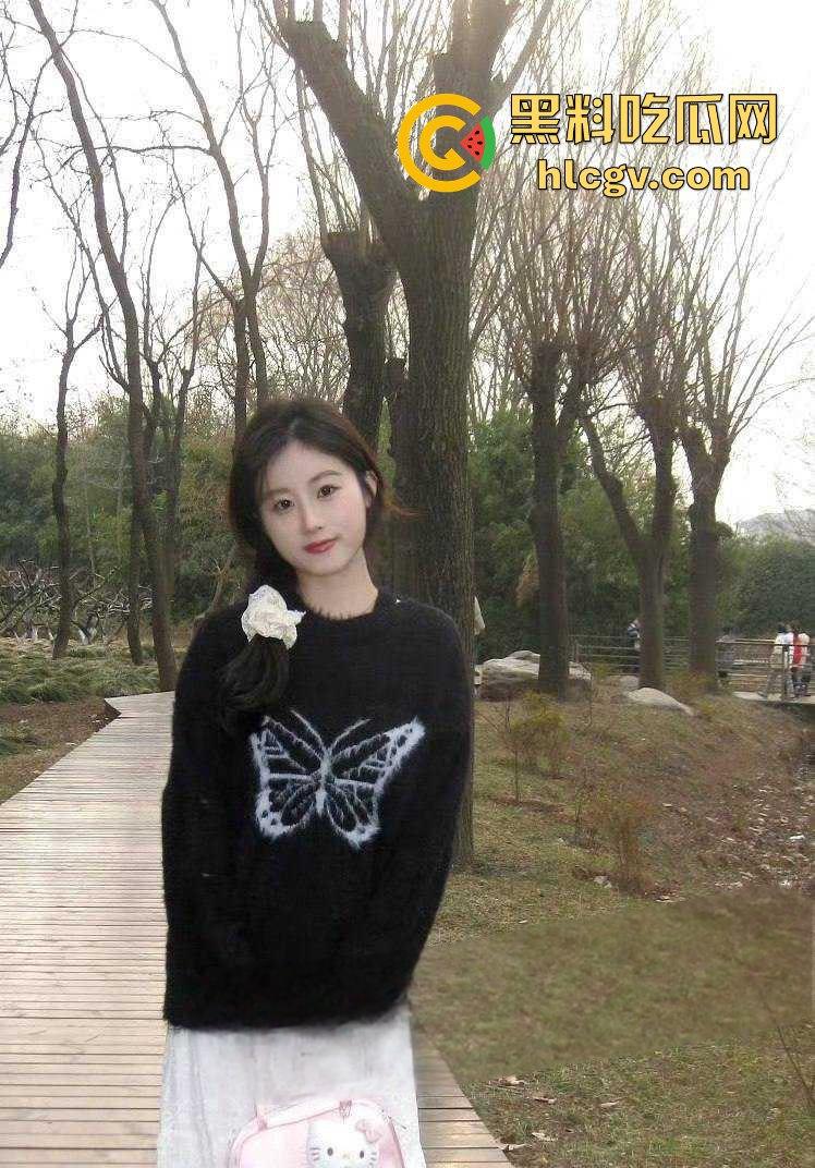 太原师范学院清纯妹子【莞婧瑜】塌房!巨乳白虎被渣男曝光,乳夹阴夹调教画面曝光!-1