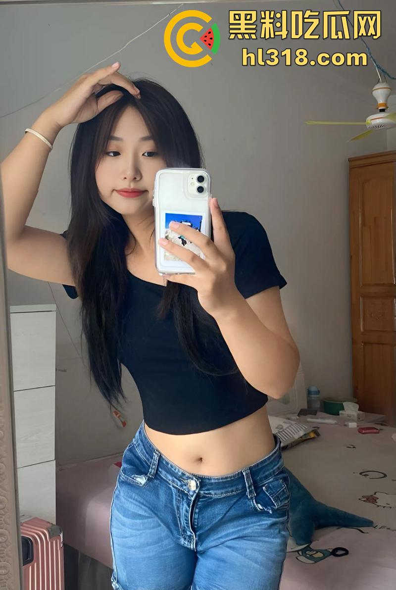 重庆台球厅女助教【梁欣欣】，高颜值完美身材尤物，被社会小伙调教成性奴母狗，还带去给兄弟一起操！-1