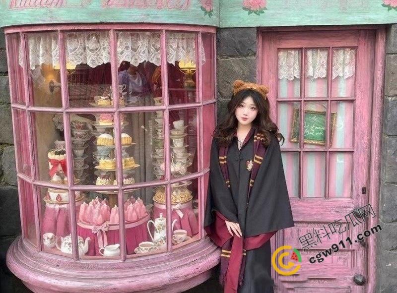 重庆校花【张颖】艳照门揭秘!露脸口交深喉,极品巨乳白嫩肌肤,痴狂滴水窄穴被大鸡巴狂插,淫荡喘息求欢-5