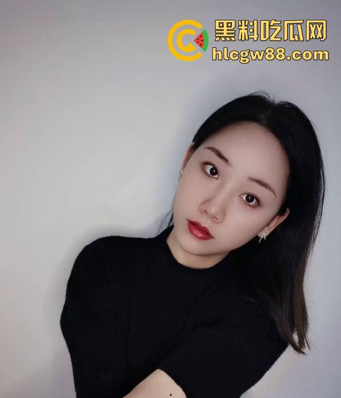 南宁小学骚货老师【刘悦湖】被校长开发的贱母狗，被操得嗷嗷叫爸爸，开发得顺风顺水！-4