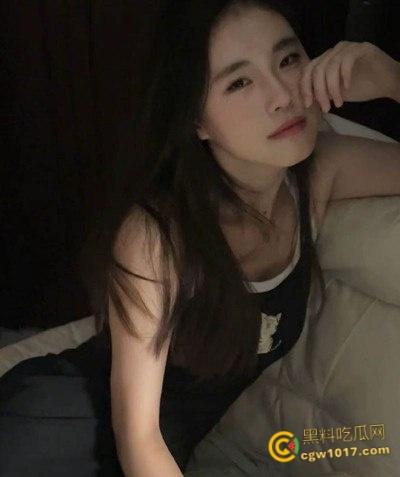 山东大学清纯学妹【谢馨予】,社交软件约炮猛男化身淫荡母狗, 露脸深喉口交舔嘴回味,肛交后入淫乱不堪 !-1