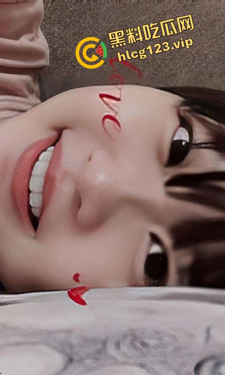 可爱脸蛋火辣身材!自拍美照撩翻全网,黑猫粉鲍肥臀高清大片流出!-12