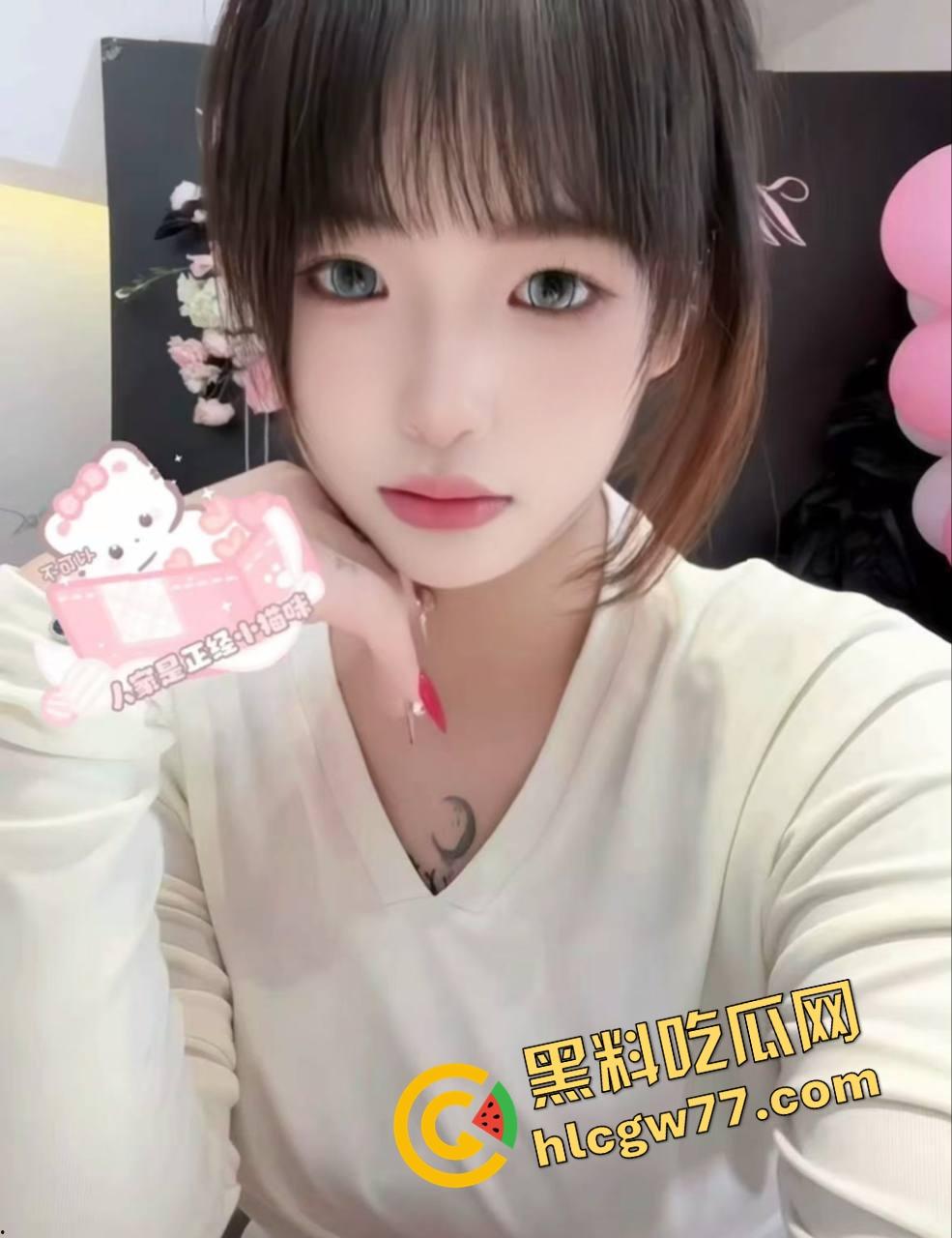 渭南骚气少妇『林曼曼』前戏自己做,三指齐插像搅拌机,还没开始就自己喷了,你行你上她可能不要你!-5