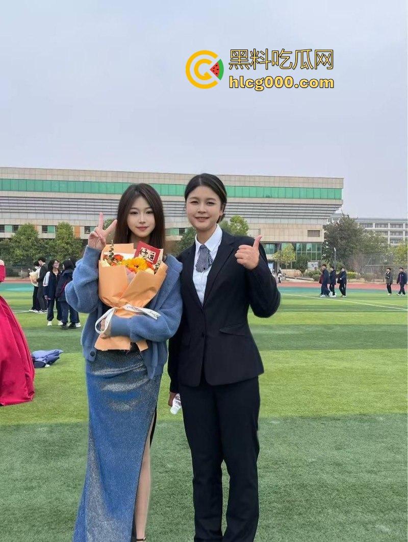 瓜友投稿！广东韶关实验中学骚逼母狗【解璐菲】千里送逼飞往重庆与前任异地打炮，被男友发现后怒爆私密视频！-8