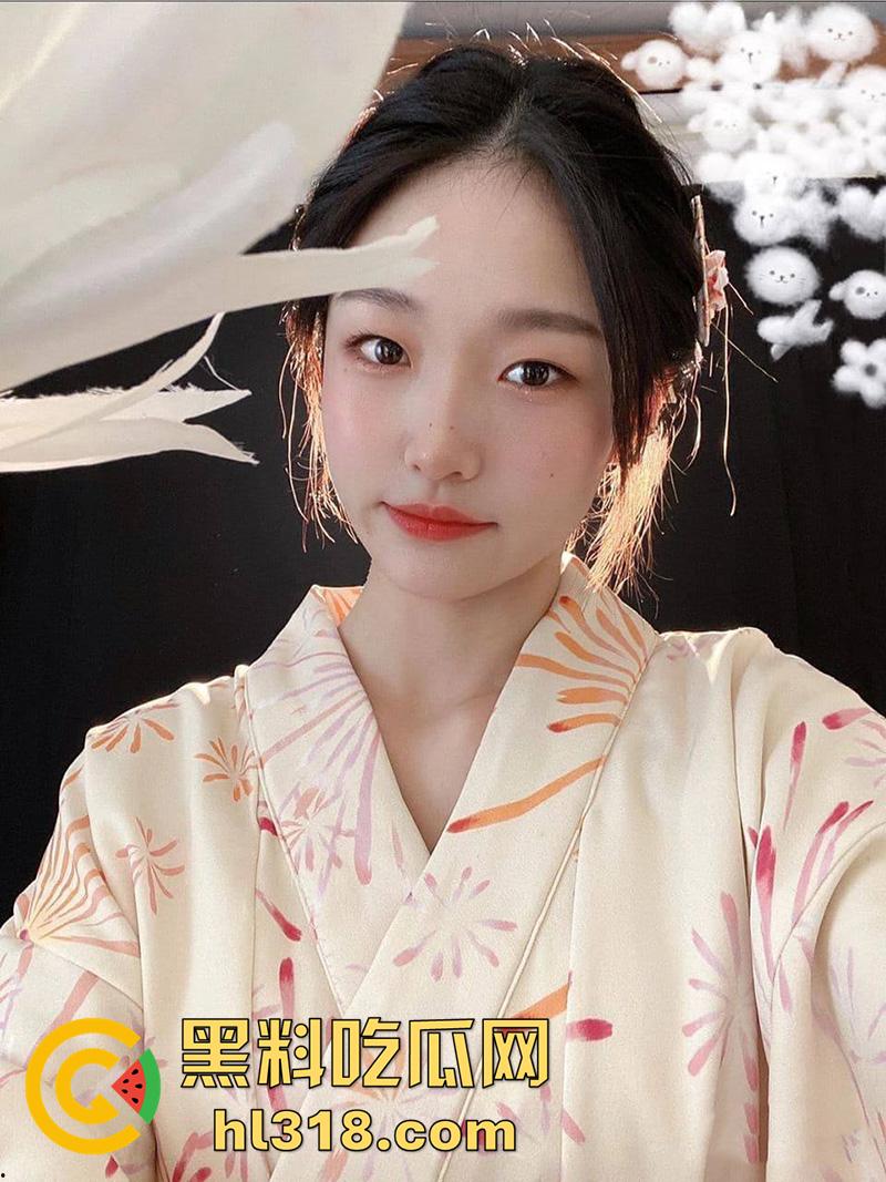 清纯颜值白富美【张欣玥】，表面富家千金背地里骚母狗一条，给主人深喉吃屌淫靡喘息，大量不雅视图流出！-3