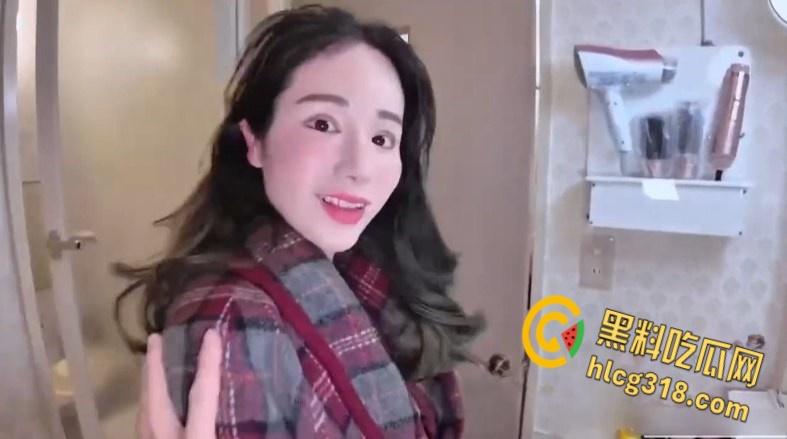 主动送上门的极品御姐，高跟鞋透明内衣，撕开肉丝袜淫水泛滥，无套后入爆操饥渴小母狗！-1