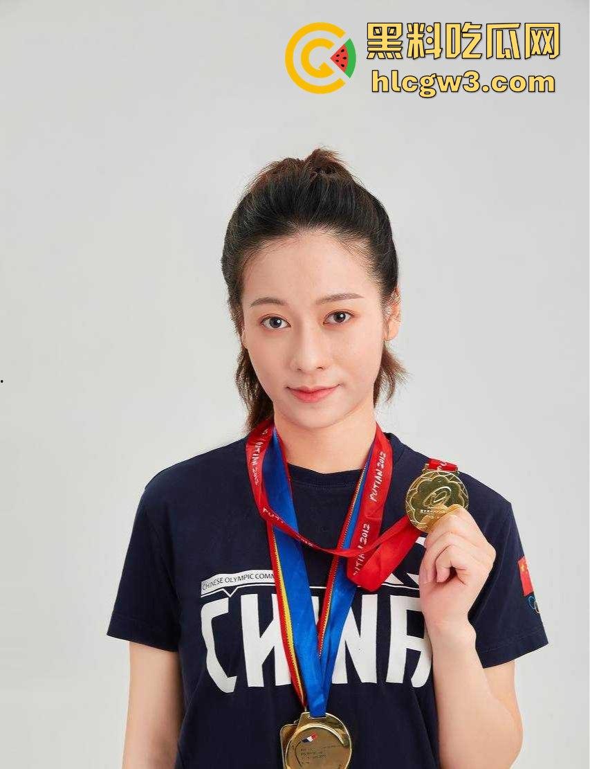 前体操冠军『吴柳芳』恋爱期间出轨猛料曝光 恋爱期间撩骚约炮聊到湿 爆料人甩视频截图放狠话称不怕官司！-2