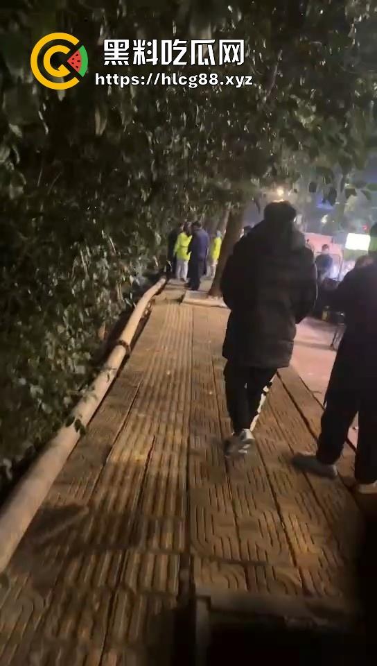 吉利惊现女学生杀人事件！男的猥亵未遂遭女学生反杀，直接抛尸河中，这女学生是真的猛呀。-6