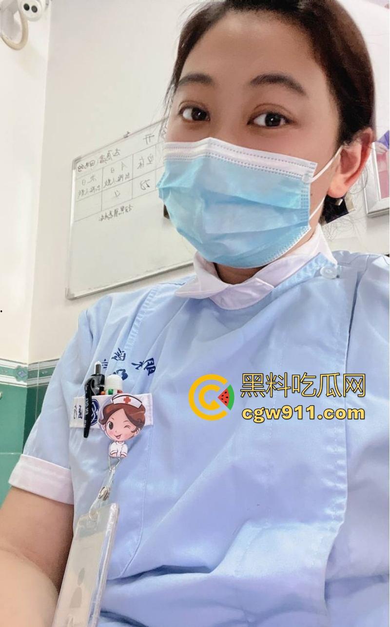 黑龙江第一人民医院【王蕾】社交软件约到的骚货护士,线上聊骚线下操逼深喉口交,内射小穴骚得很有韵味!-1