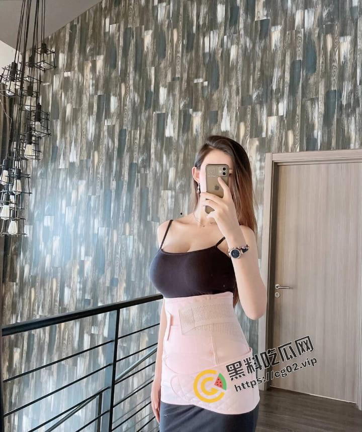 快手130w粉 程宝宝 被曝已怀孕升级为人母  一日擦终身擦  再来欣赏一下拜金女的抖奶集锦  微密圈付费合集-5