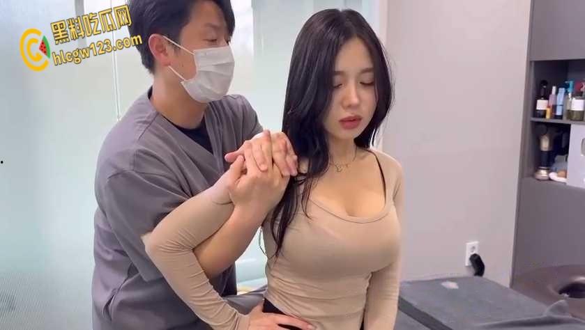 近距离亲密接触极品辣妹！火辣SPA全过程揭秘，专业男技师手把手教你撩拨技巧！-4