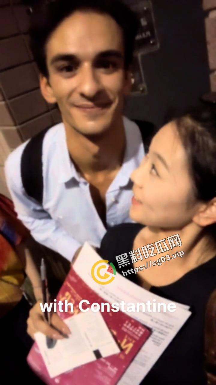 抖音【小雪抱抱】又见崇洋媚外的恶臭双标女   还是深圳大学培养的？ 盲猜一手 她是美妆博主-4