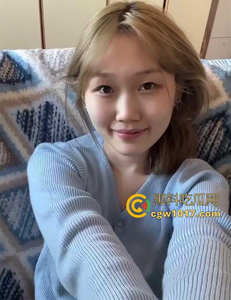 soul约炮反差魅魔学生妹【黎雯晶】 不雅视频流出，各种淫技无师自通，扮护士装女仆拍淫片！-2