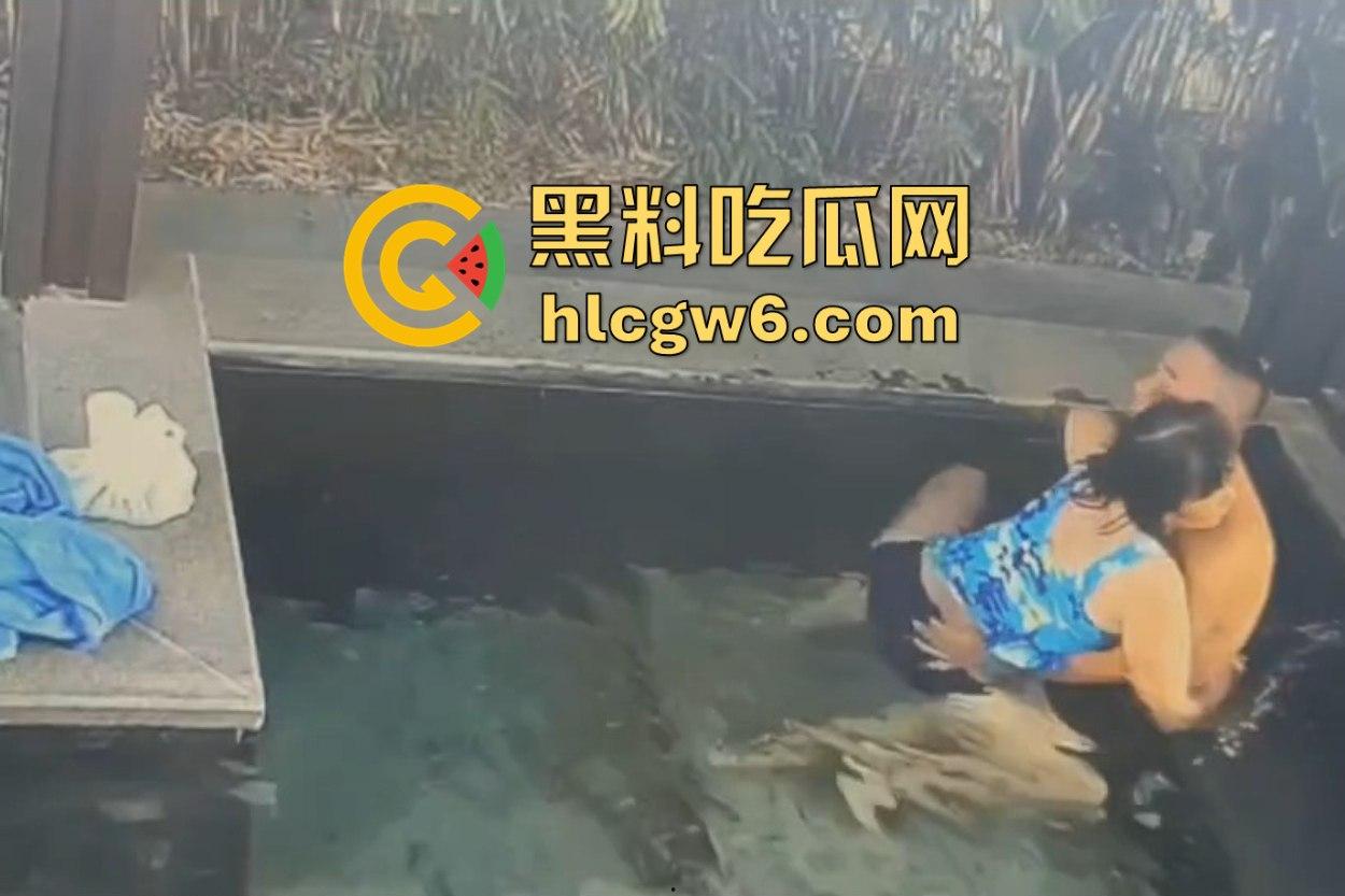 南京老骚逼真会玩 鱼疗池激情操逼玩铁锅炖 鱼被活活踩死干死满池漂着小鱼尸体 工作人员当场骂娘!-11