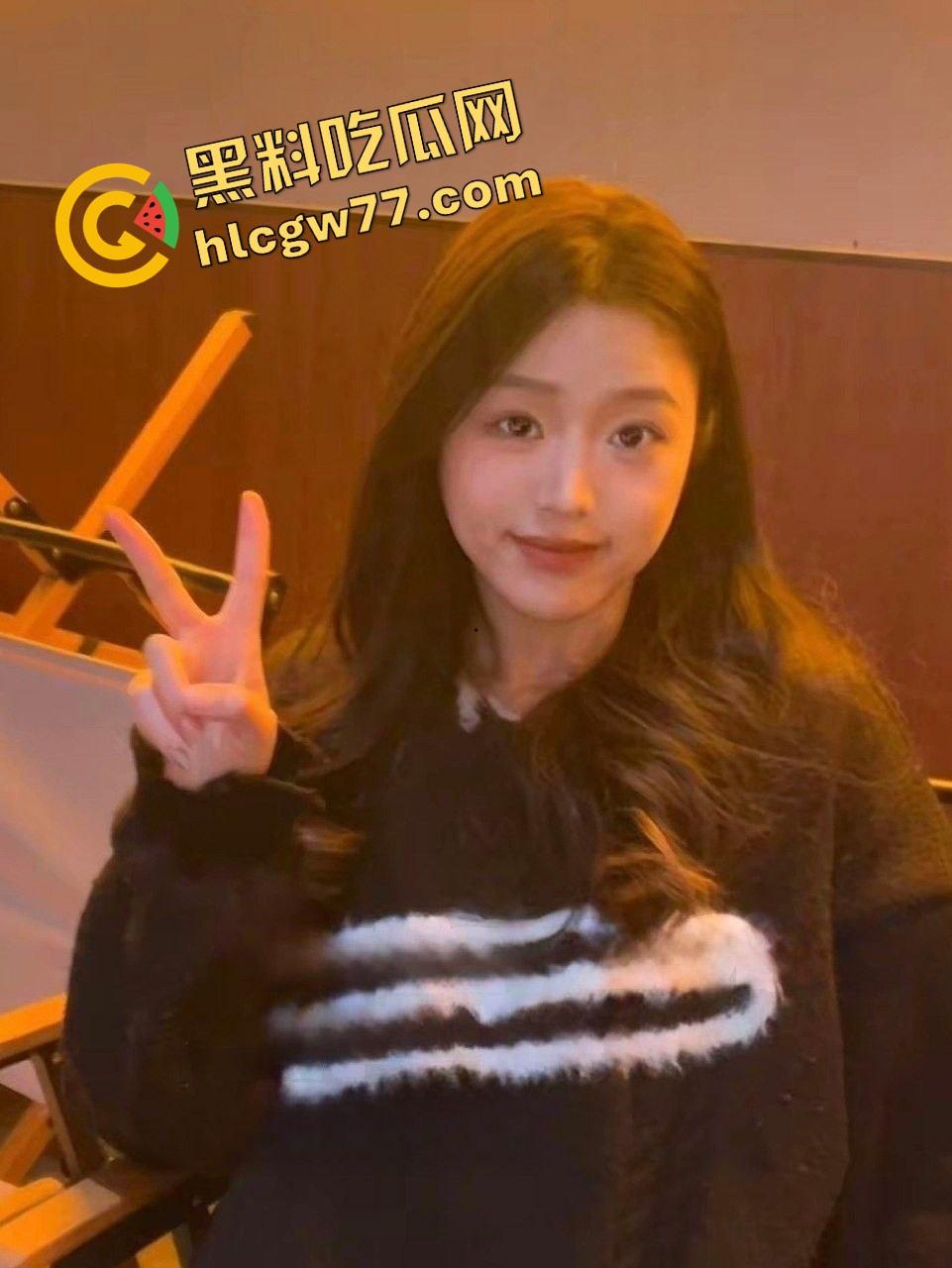 秦皇岛调教大神把JK学生妹从口交小白训成舔棒狂魔,一开始说不会含,结果舔着舔着求射嘴里!-4