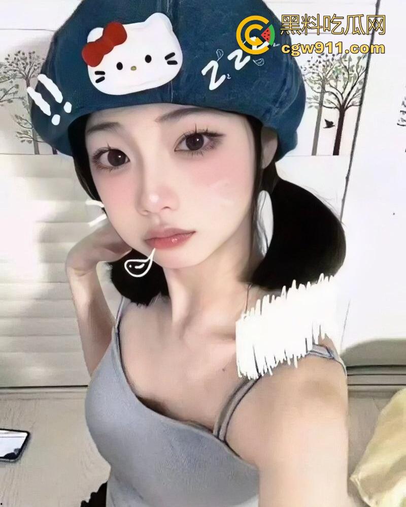 浙江幼儿师范高等专科学校【李晓萌】同学心中的清纯女神，摇身一变成男友胯下的淫娃，各种姿势性爱曝光！-2