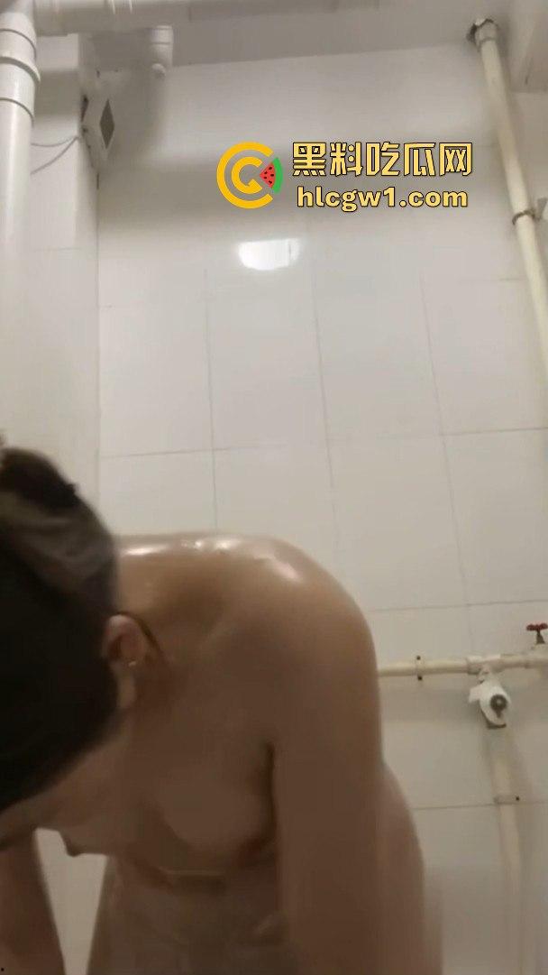 烟台大学城的最新破事儿！大三『李志敏』白天扮纯晚上扮狗，分手后渣男爆出猛操视频，屁股颠得比马都狠！-9