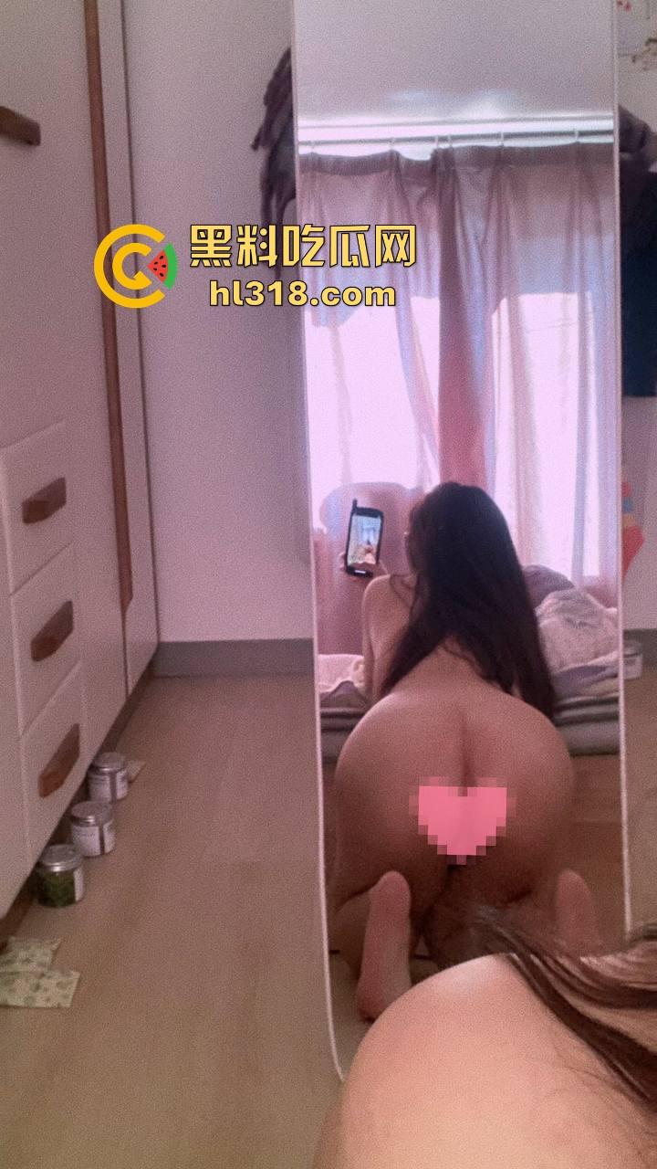 约炮抖音门槛姐【本少名唤小潼】反差巨乳大母狗，无套后入内射，现抖音账号以私密！-4