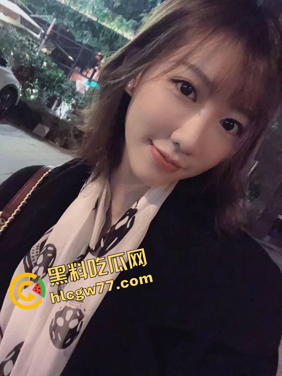 河南荥阳女大学生【金司】酒店装清纯，黑丝情趣装扯烂操穿床，逼水浸透房间！-4