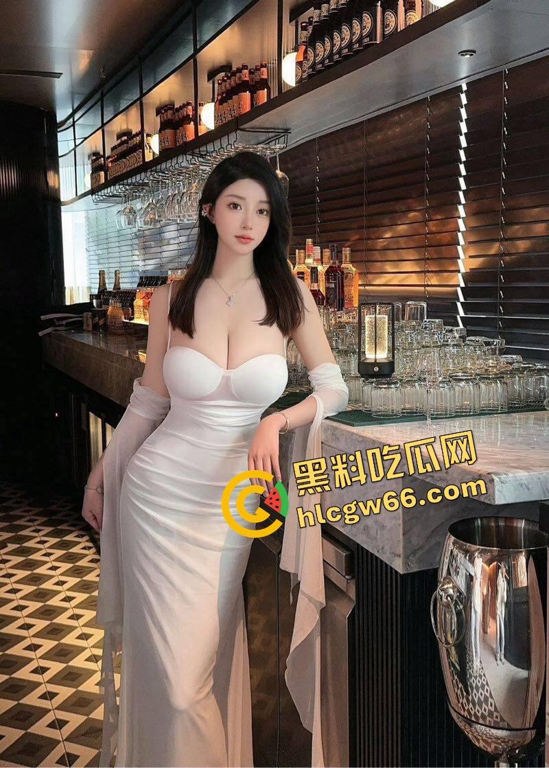 多伦多假名媛翻车实录，汤臣一品女神Cathy人设崩塌，在加拿大当乞丐蹭吃喝，豪门故事全是编的！-32