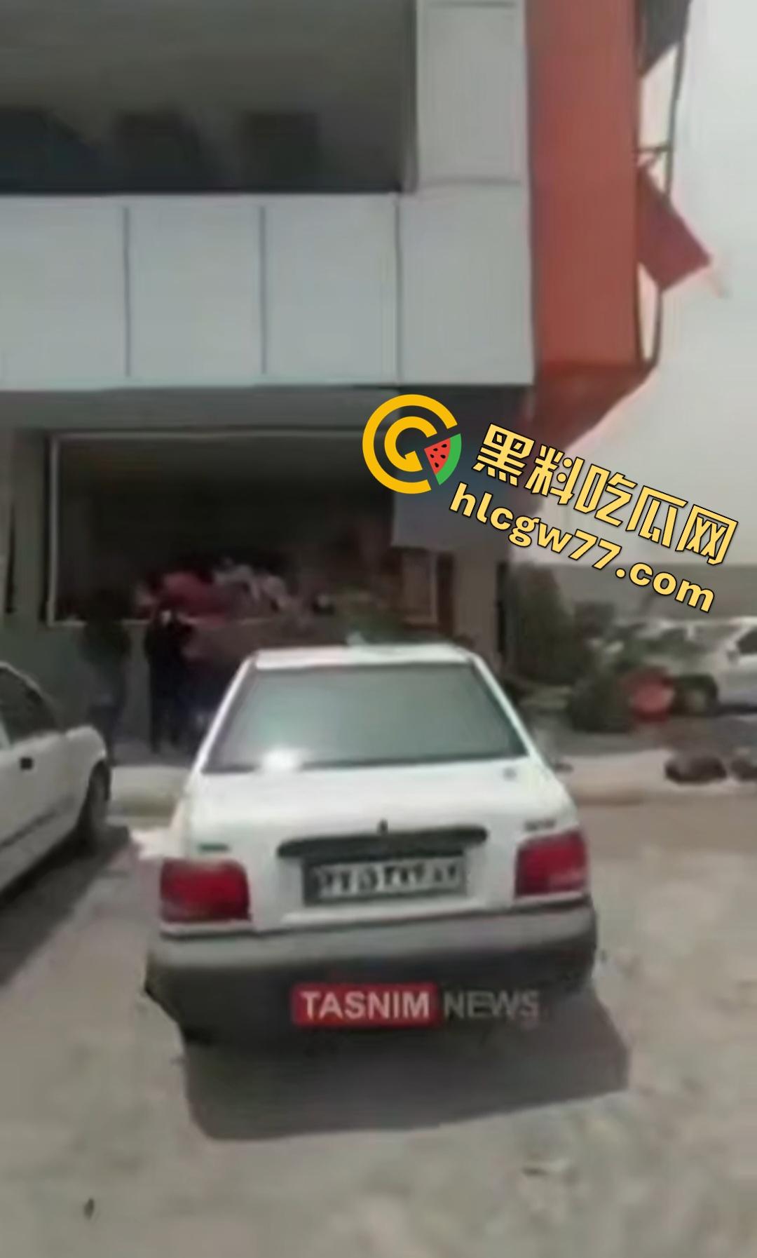 昨日伊朗沙希德拉贾伊港炸翻天！有个人玩化学品炸伤800人炸死25人，真是玩火自焚-7