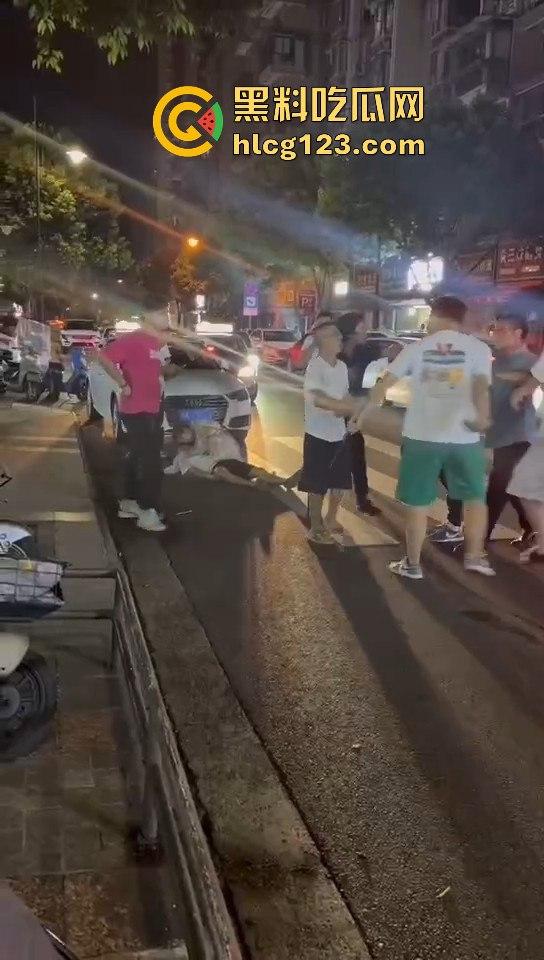 太原佳乐迪昨晚变命案现场！胖子钢棍砸人太阳穴，豪横劲一散瞬间懵了！-9