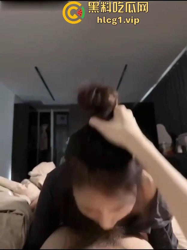 抖音博主ay的奇思妙想日记背着金主偷找男友！金主怒发激情视频，博主账号注销狼狈退场！-12