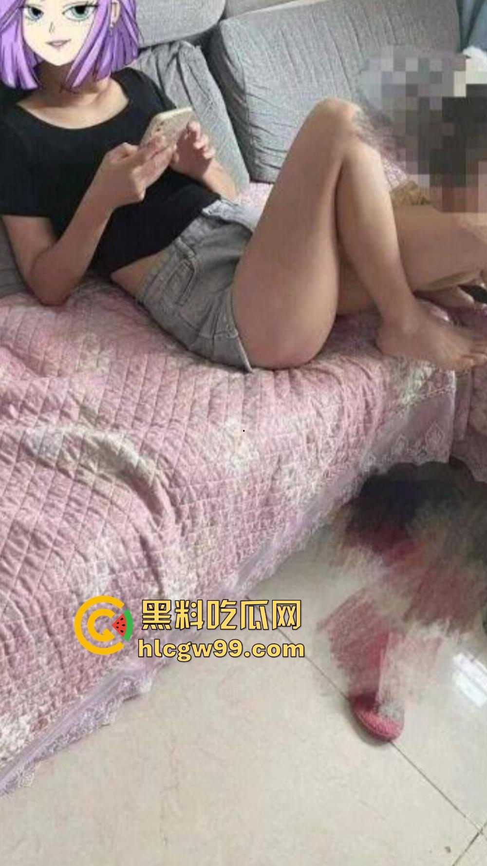 大神强奸美女邻居，NTR少妇当着孩子面娇喘求饶，誓不让老公再碰，声称老公是个废物只为做我的吞精工具！-20