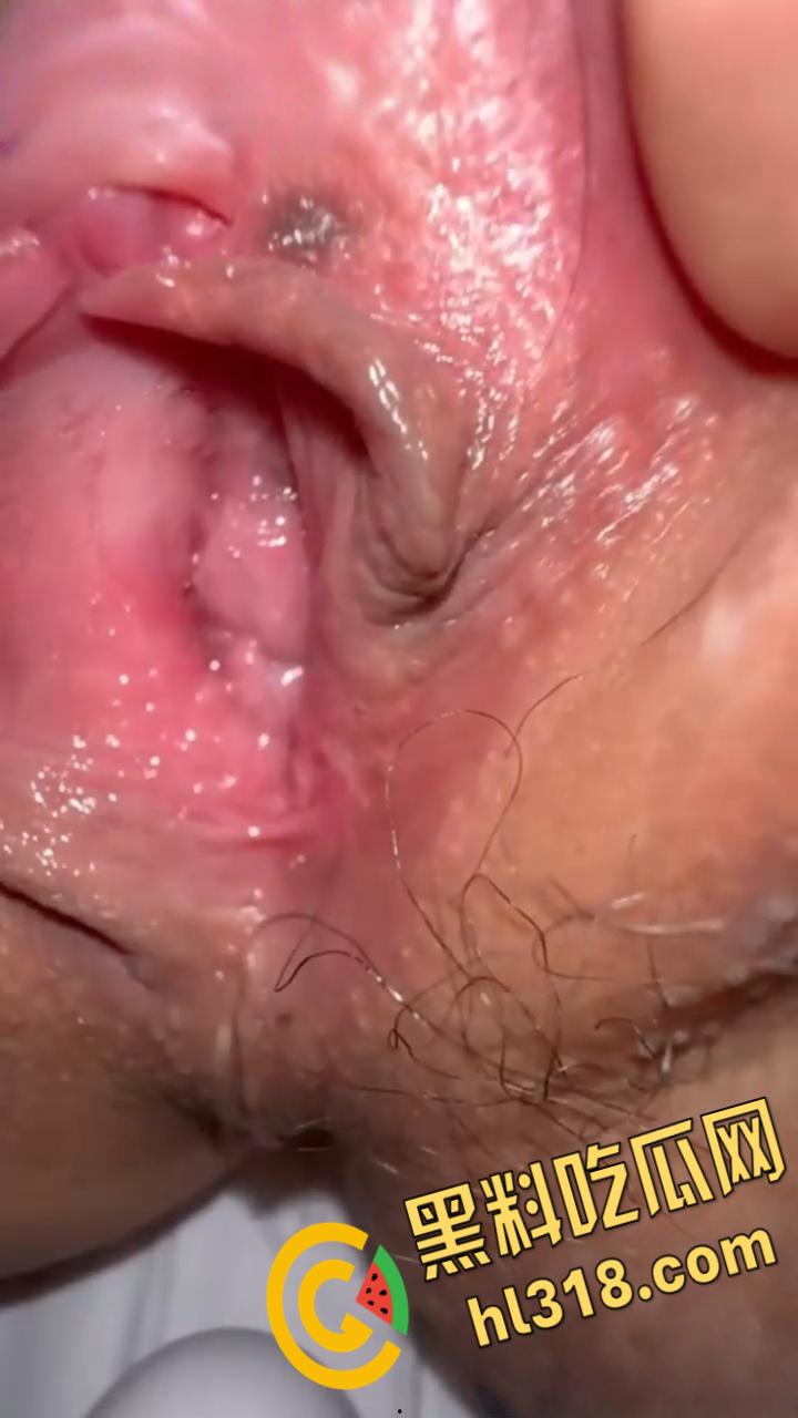 宜宾厥溪镇渣女【谢欣芮】，背叛男友酒店约炮，金主主打一个调教性爱，爽到高潮娇喘抽搐，全程浪叫不断！-5