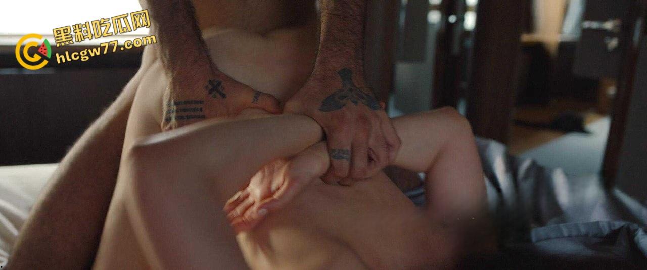 俄罗斯女神【迈克尔·莫罗内】大胆全裸露点床戏，那些为艺术献身的女明星！-6