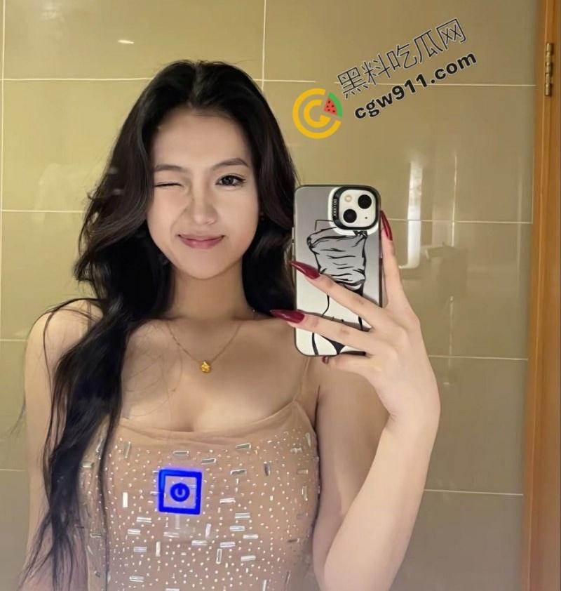 上海风骚名媛刘伊娜化身极致尤物，遭神秘金主疯狂宠爱！深夜酒店火辣春光，令人心驰神往-7