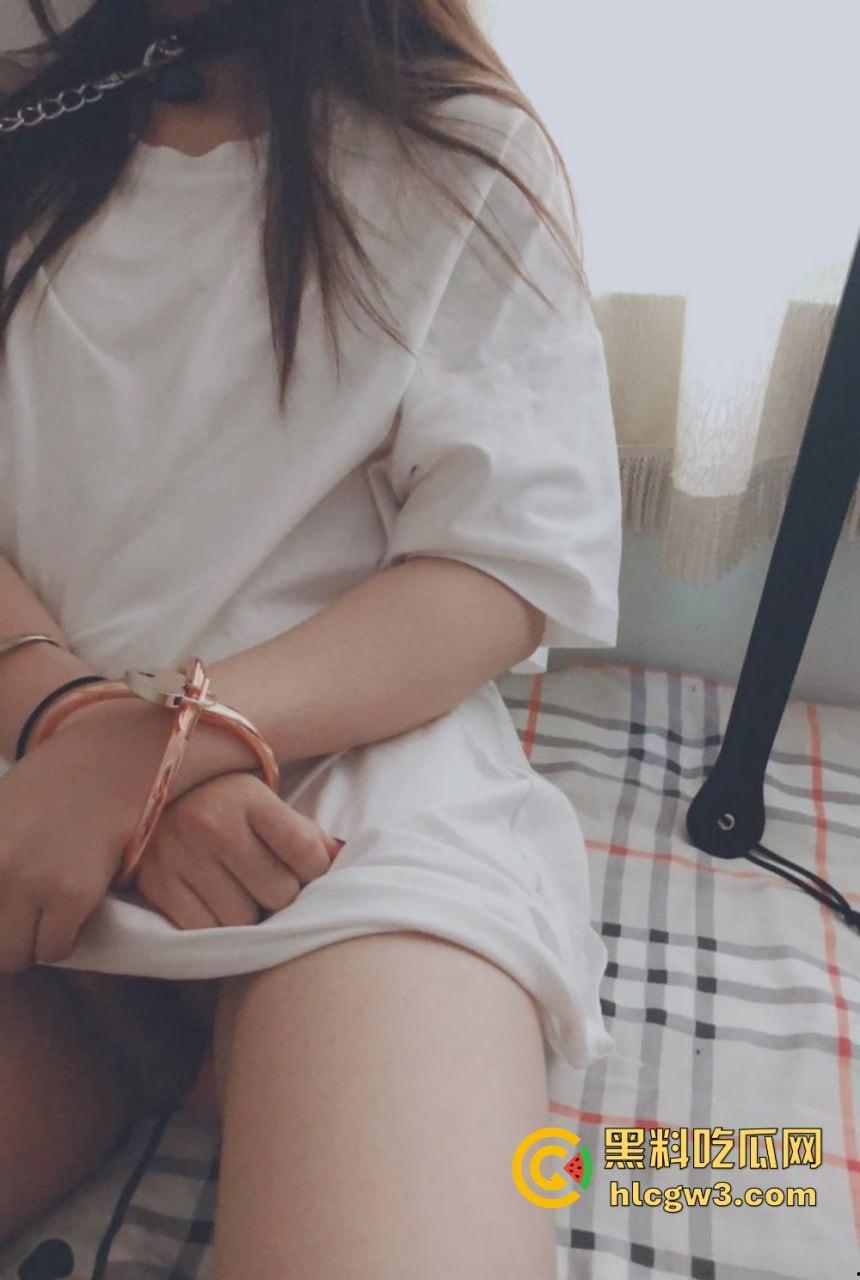推特【BDSM】调教博主 从温柔小女仆到捆绑母狗，各种重口味场景玩到极致，羞耻度破表！-21