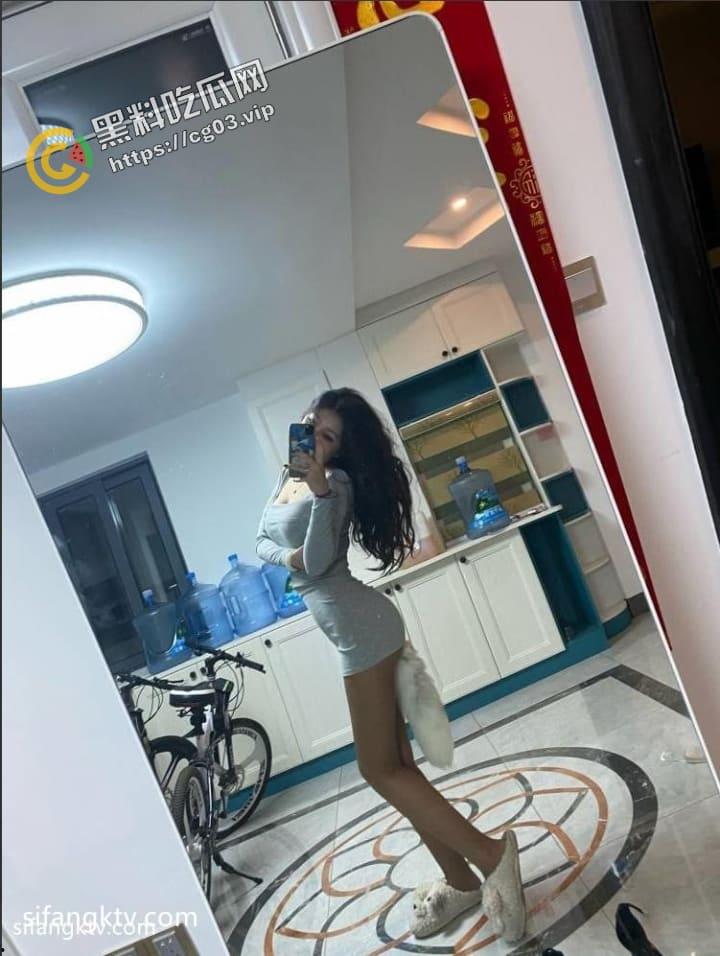 武汉大学周玄毅 教授与女学生聊骚被曝光 女学生杨帆性爱视图全集来啦！怪不得马薇薇会输，谁遇到这样的女人不迷糊呀-24