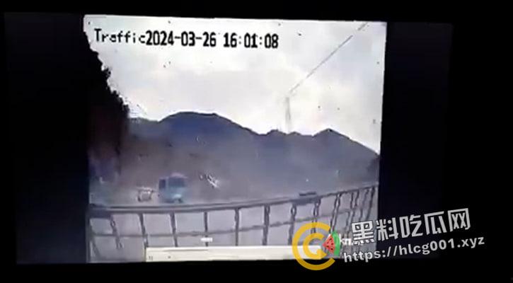 中巴友好？巴基斯坦自杀炸弹造成五名中国工程师死亡  现场画面曝光-1