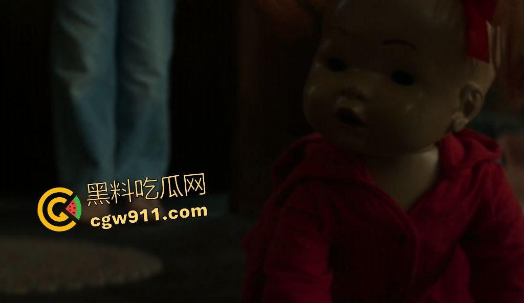 【招魂4】沃伦夫妇1986重返驱魔战场！斯莫尔家族恶魔肆虐，地狱烈焰吞噬惊魂夜！-2