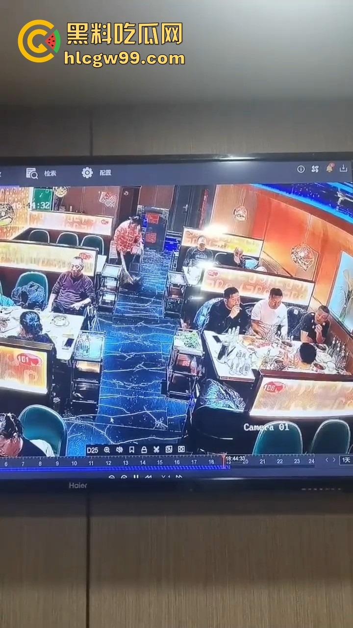 黑龙江密山健晟星期天火锅爆炸性操作，火锅里煮打火机，惊喜套餐还是定时炸弹？过年吃饭吃出爆炸感！-5