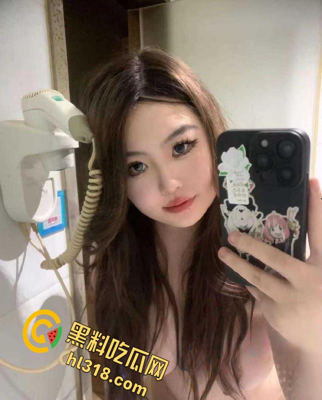 甘肃建筑职业学院【赵家谊】，气质巨乳反差婊，下海自拍卖视频勾引金主，小嘴 粉穴被无情抽插 ！-1