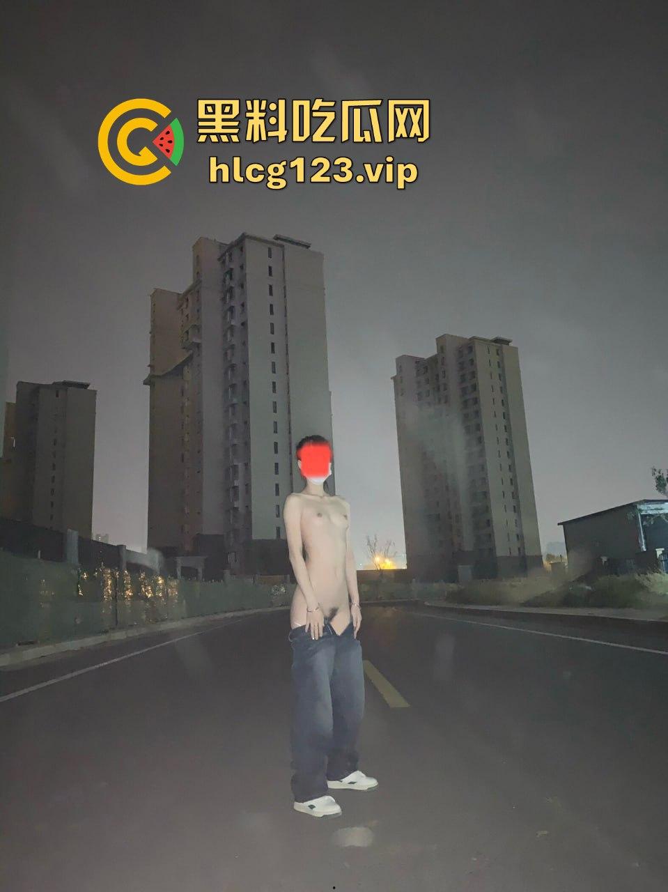 女大学生反差婊爆料！清纯校花撕下伪装，主动脱裤撅臀求后入，刷新你对乖乖女的认知！-10