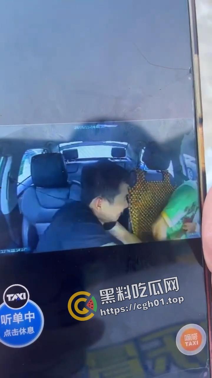 珠海出租车被杀事件车内监控流出！副驾驶毫无征兆拿刀就捅 肚子都被划开 血腥慎入-3