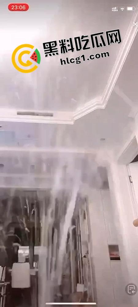 b站UP主【奈妮】直播喷水现场！ 付费大佬远程遥控跳蛋操作到把水喷上天花板 真的太会整活了-3