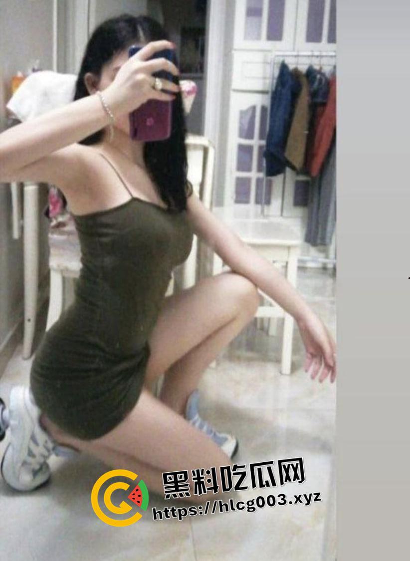 香港大学【陈嘉琪】02年美少女反差母狗 被男友肛塞调教 大屌猛操无毛白虎嫩逼 私密内容被流出-23